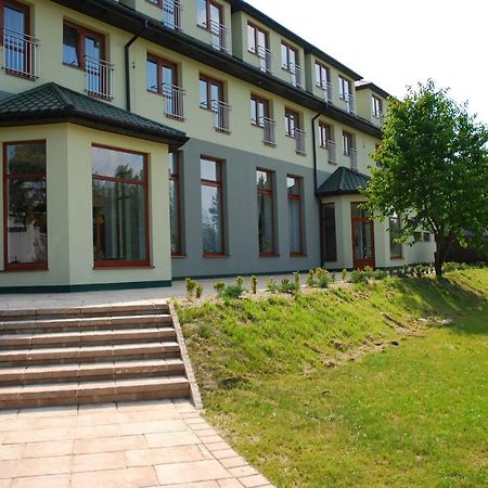 Hotel Dyminy Kielce Exteriör bild